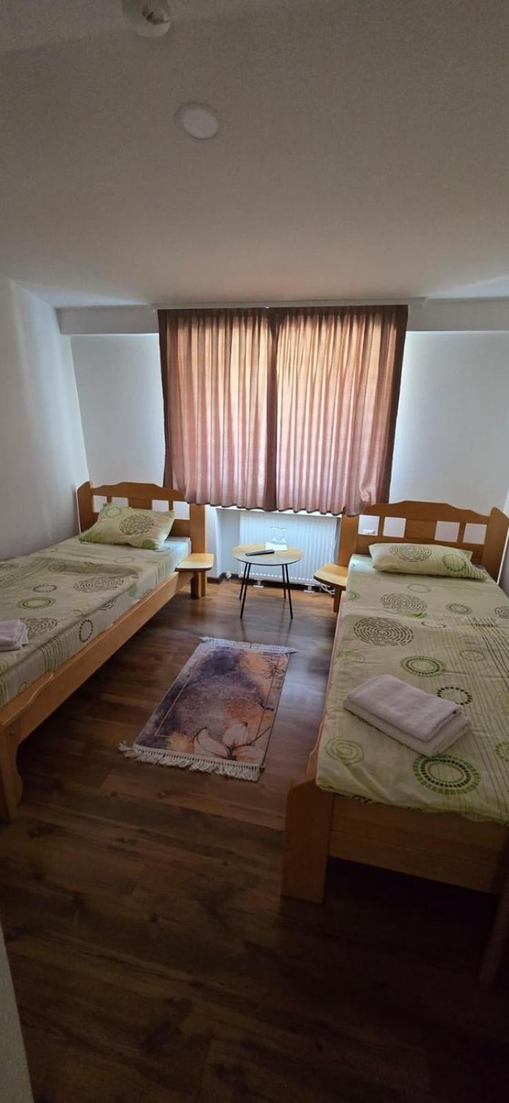 Motel "Kula" Цазин Экстерьер фото