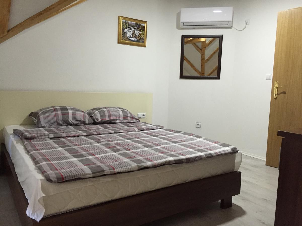 Motel "Kula" Цазин Экстерьер фото